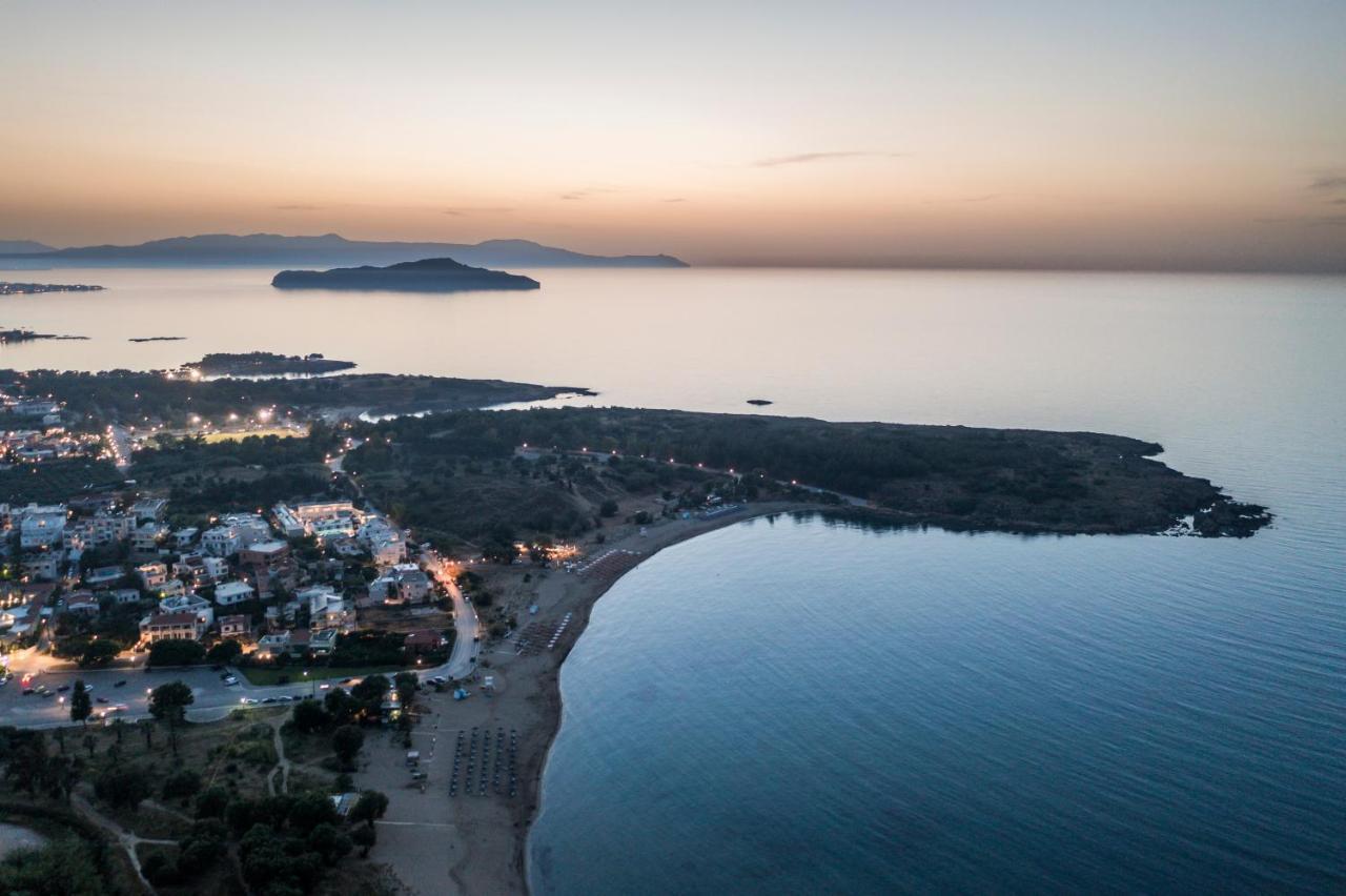 Aequor Luxury Rooms & Apartments Kato Daratso Exterior foto